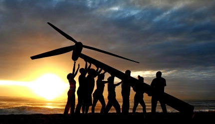 Group raising up wind turbine