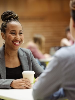 Career support conversation over coffee