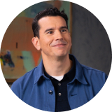 Dr. Robert Alvarez headshot