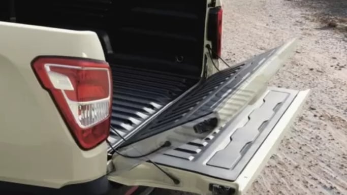 KGM Rexton Sports retro veicolo