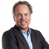 Former co-founding Executive of Netflix