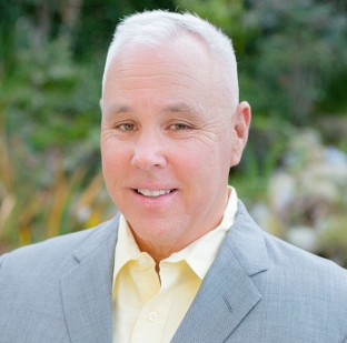 Winston Blauser Headshot