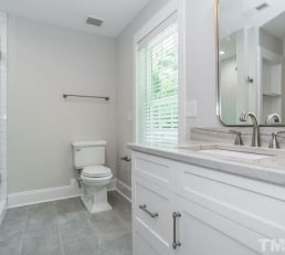 bathroo renovation image