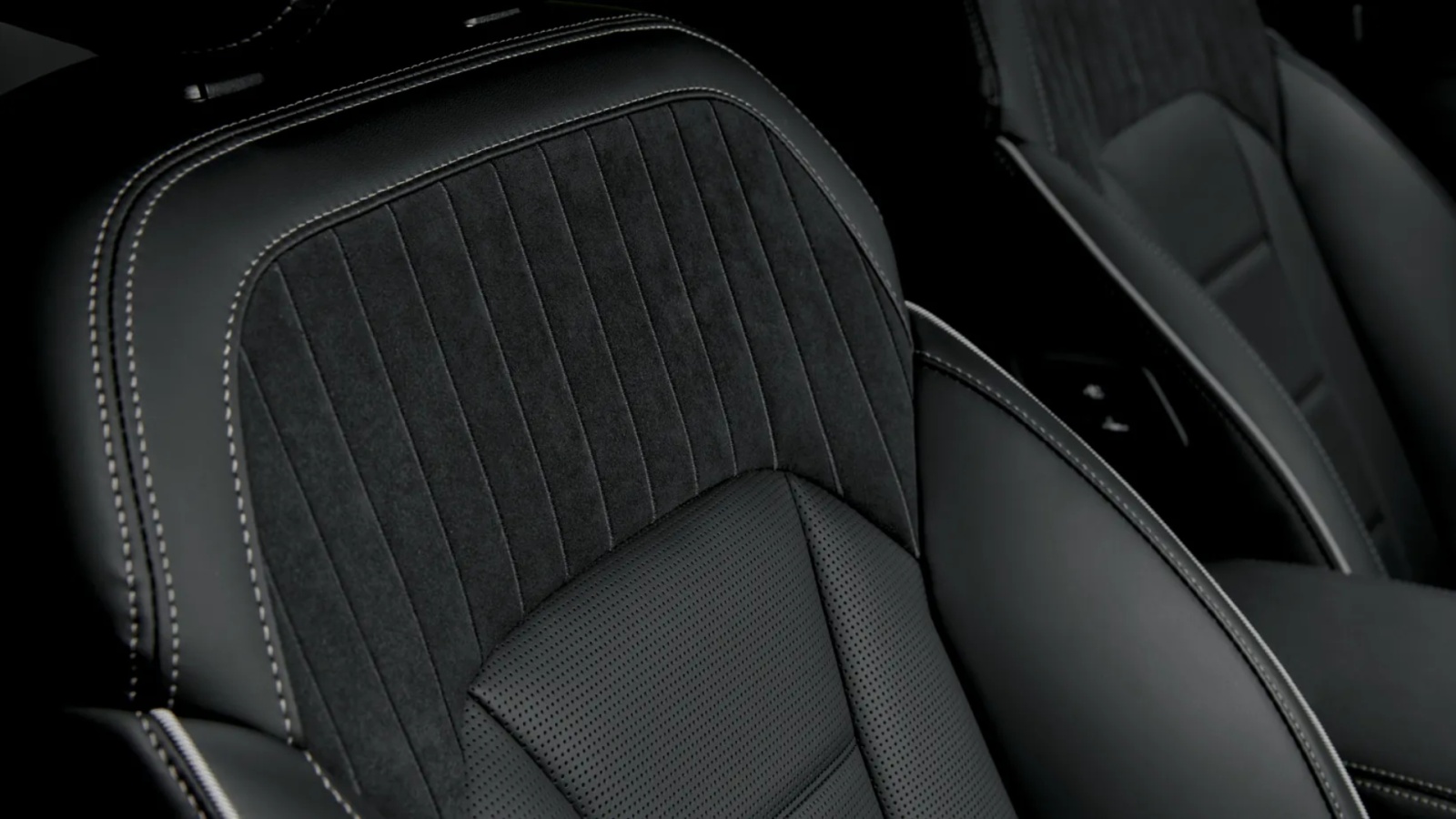 KGM Rexton interni