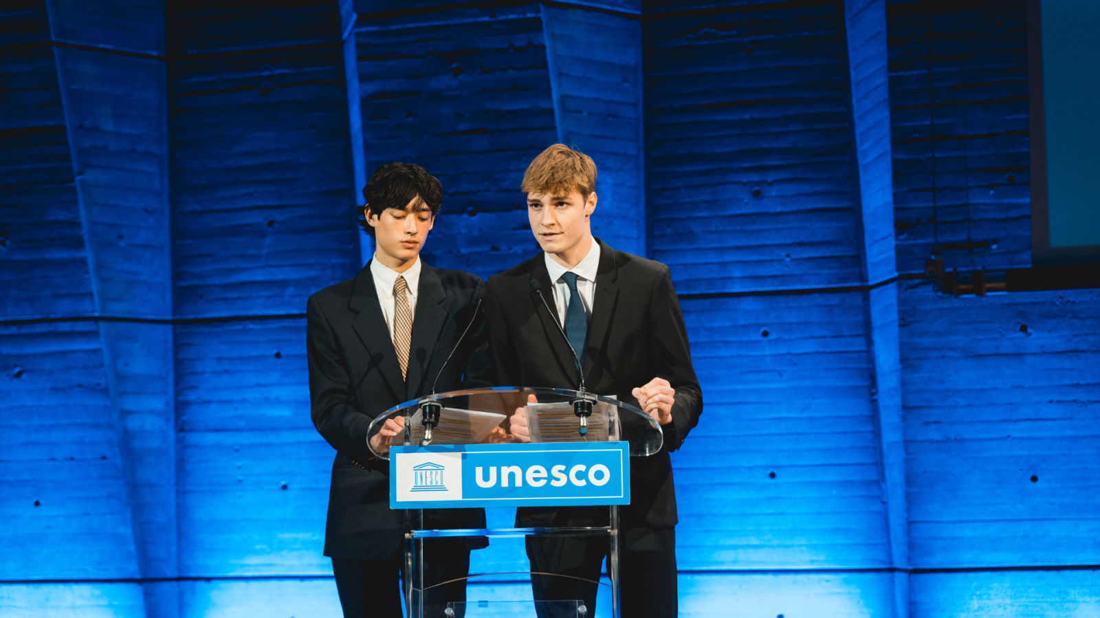 CWMUN students — plenary sessions UNESCO Paris