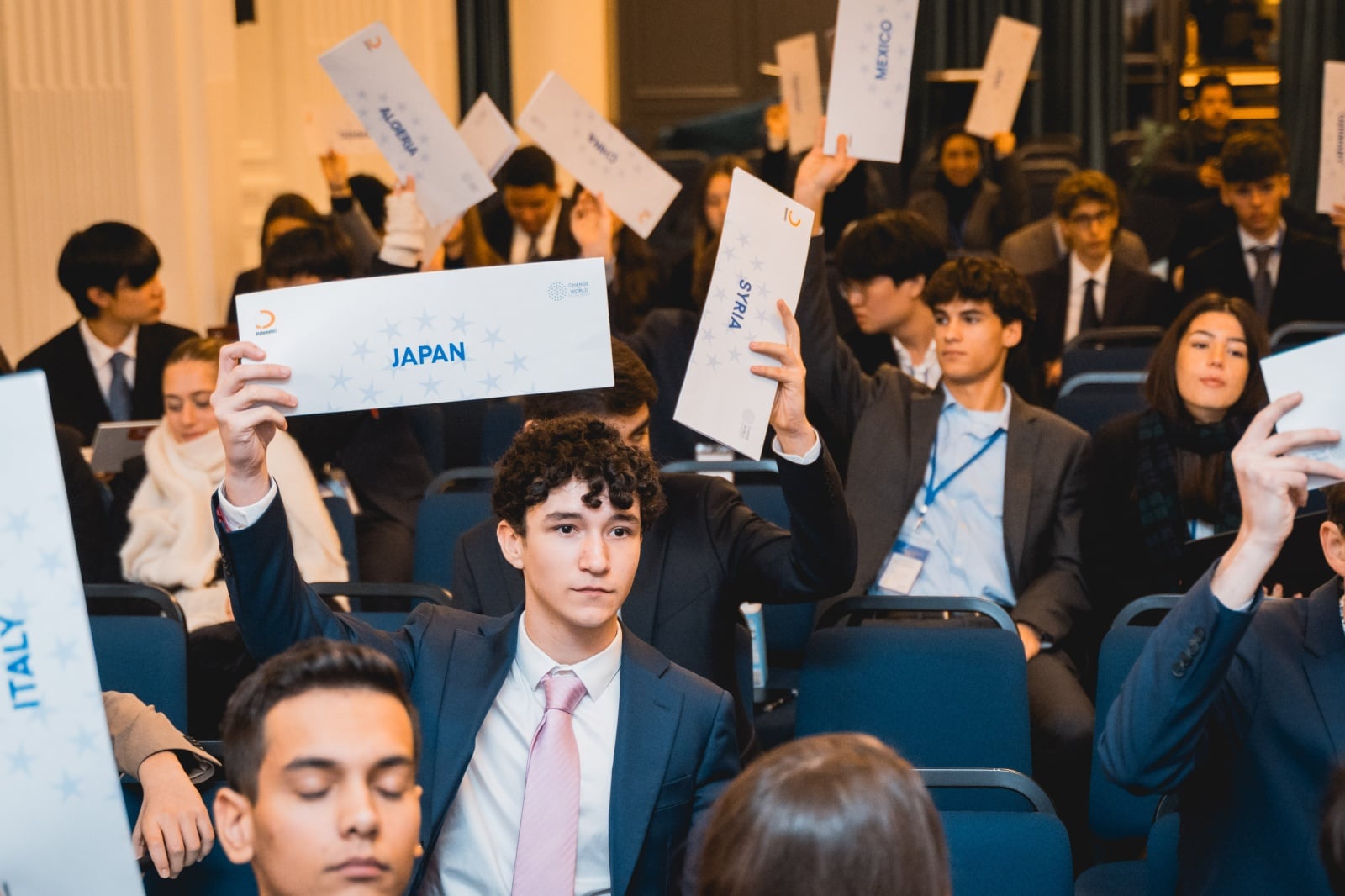 CWMUN delegates during negotiations