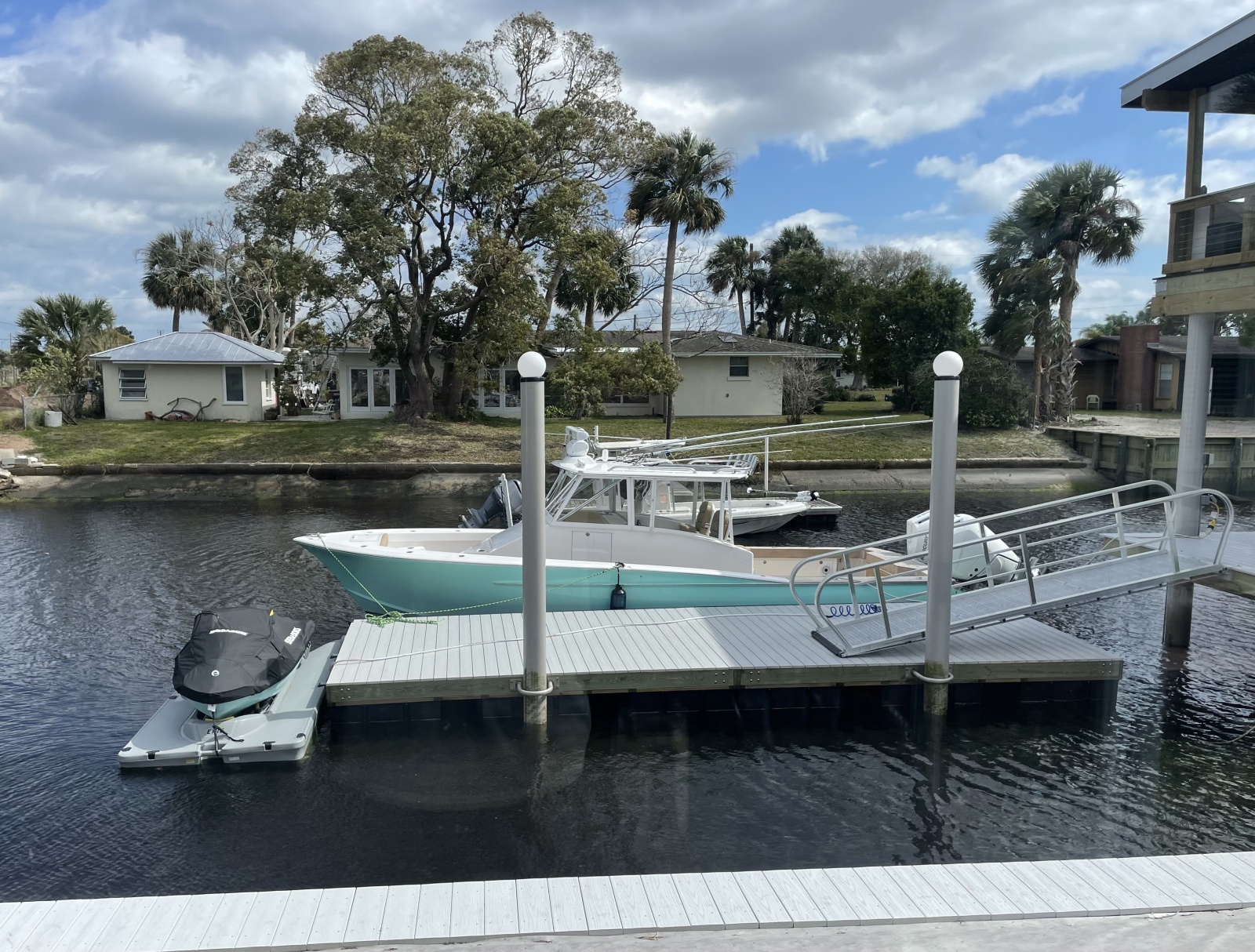 Daytime floating-dock and gangway access