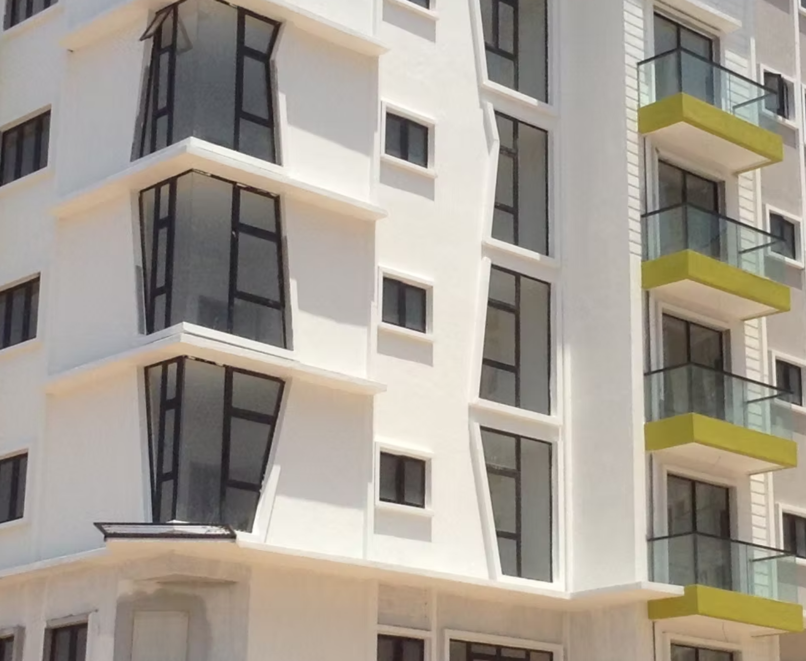 Condo facade 4, Facade, by HDE Mouldings