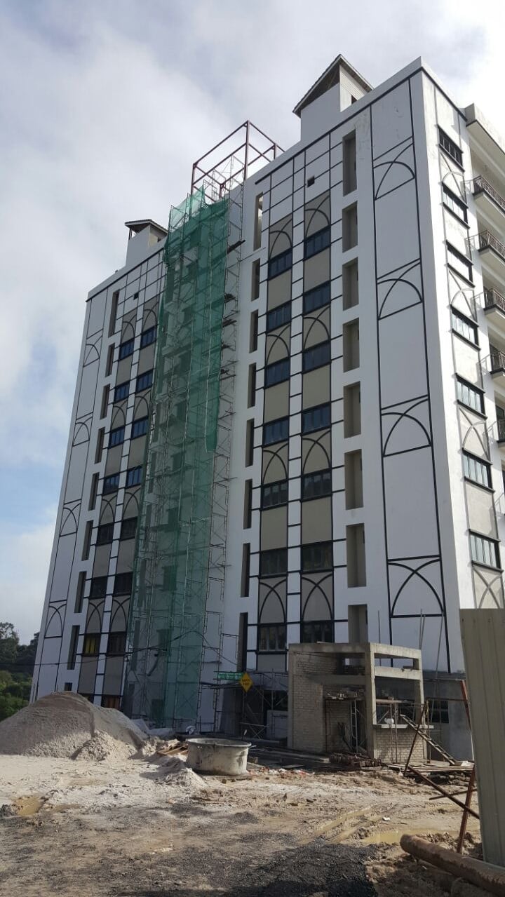 Building facade finished with lightweight mouldings and coping made by HDE Mouldings in Malaysia