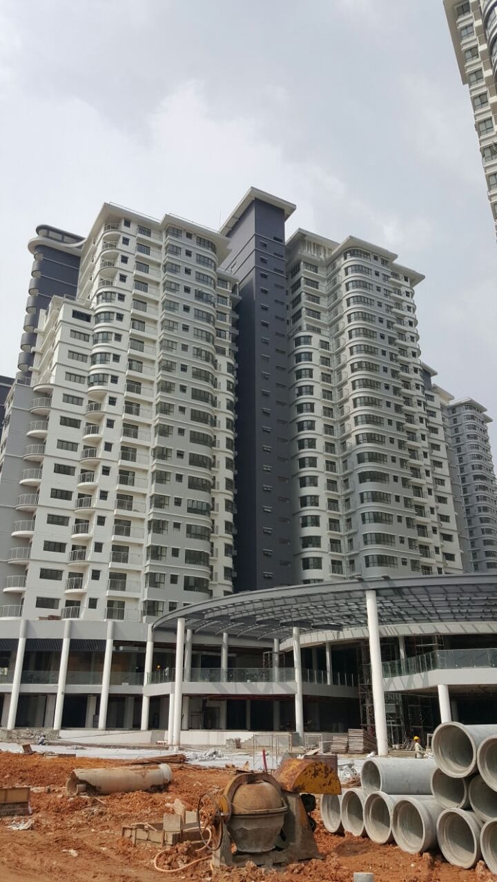 Condo facade 1, Facade, by HDE Mouldings