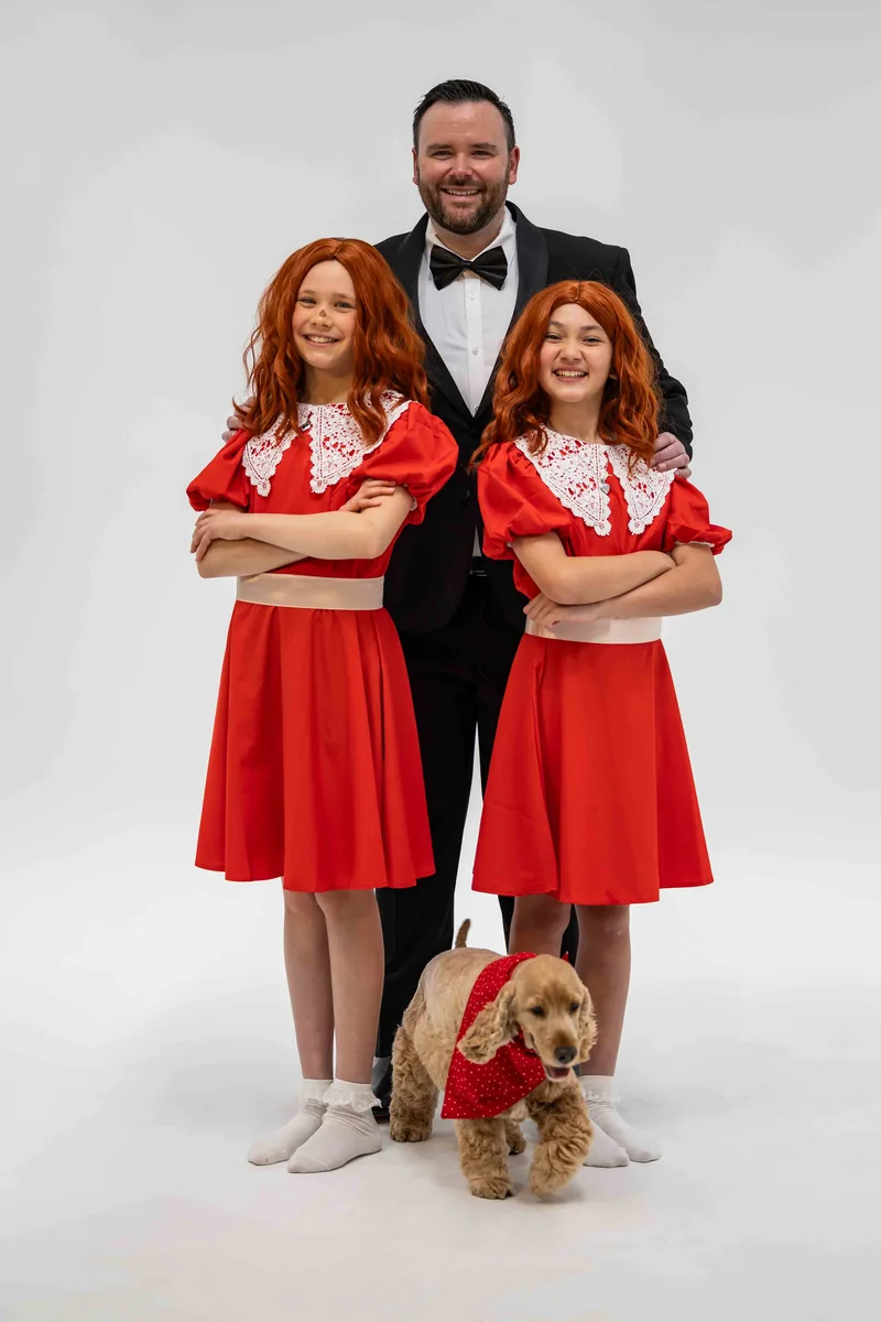 Emma Curtis and Victoria Glenn with Warren Logan and Simba as Sandy