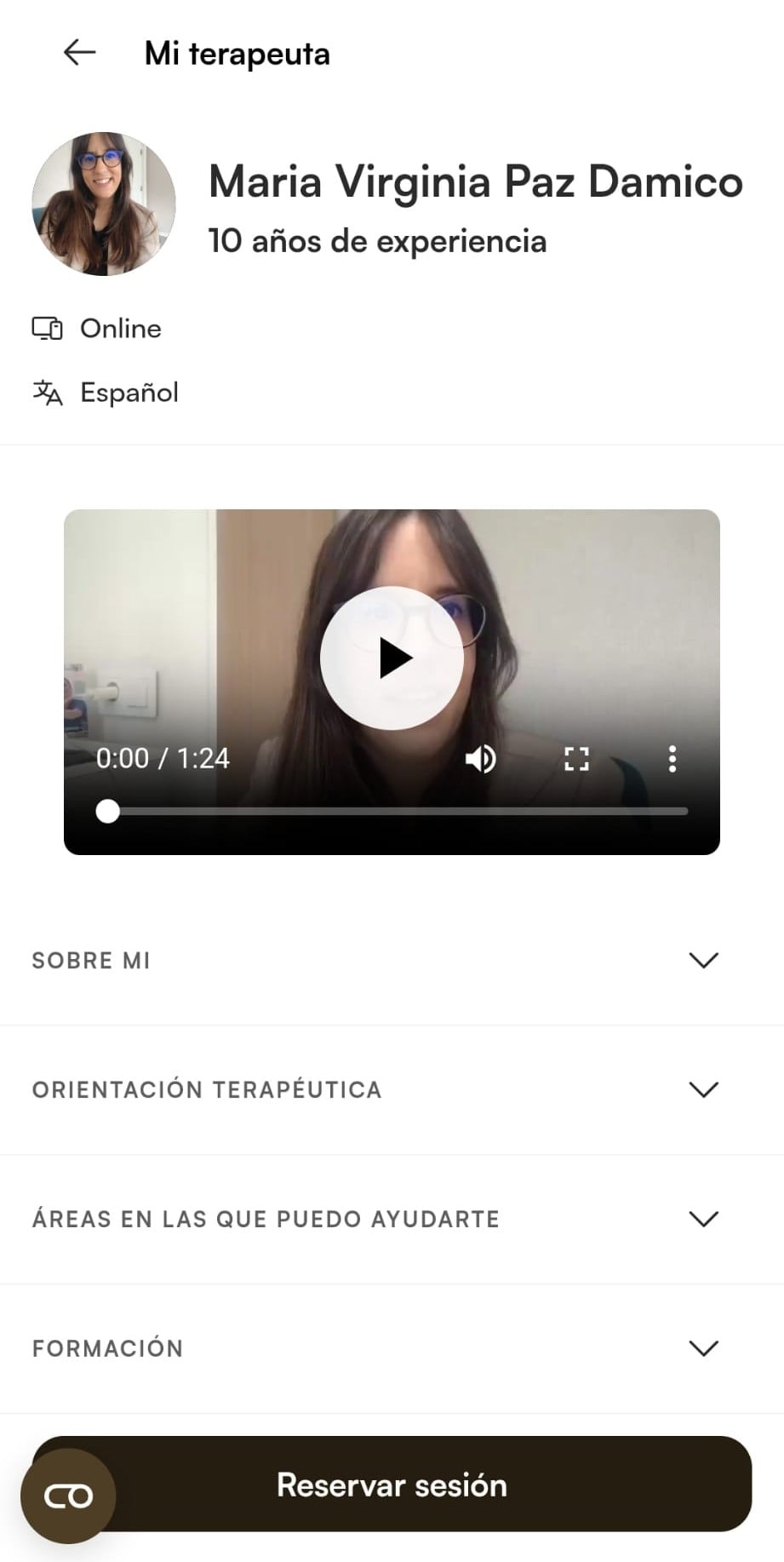 Pantalla de presentación de terapeuta en la app Aurela