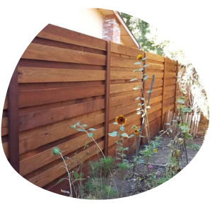 CUSTOM FENCING