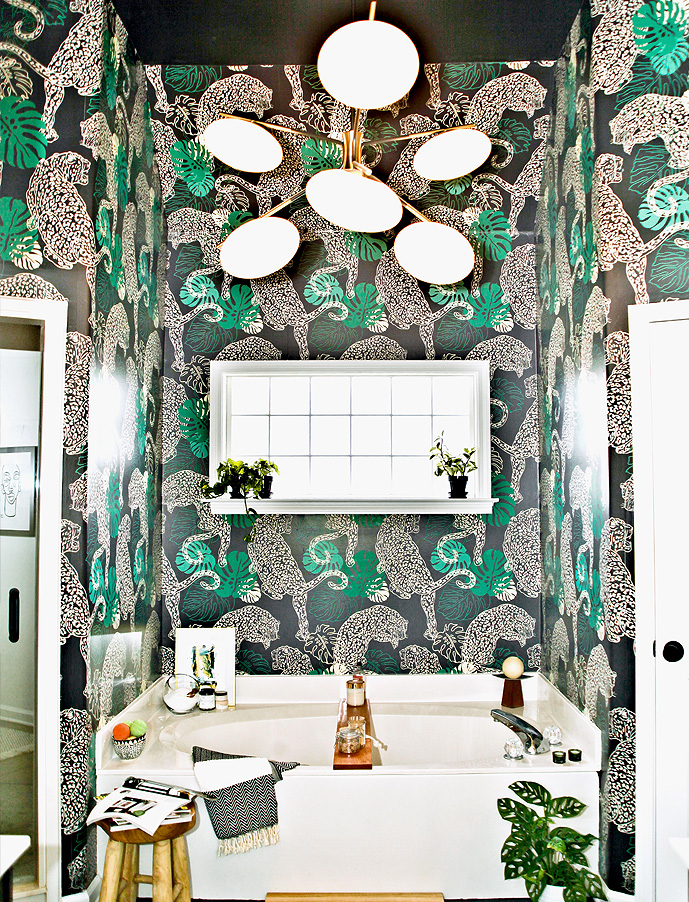 A Bold & Moody Wallpaper Perfect for your Bathroom Reno!